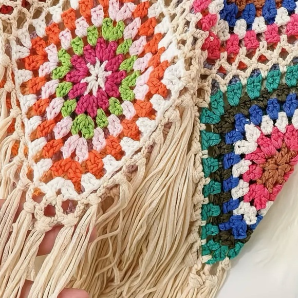 Crochet Tassel Crop Top - Picture 3 of 5